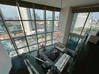 For sale 4 bedrooms condo in Sathon, Bangkok