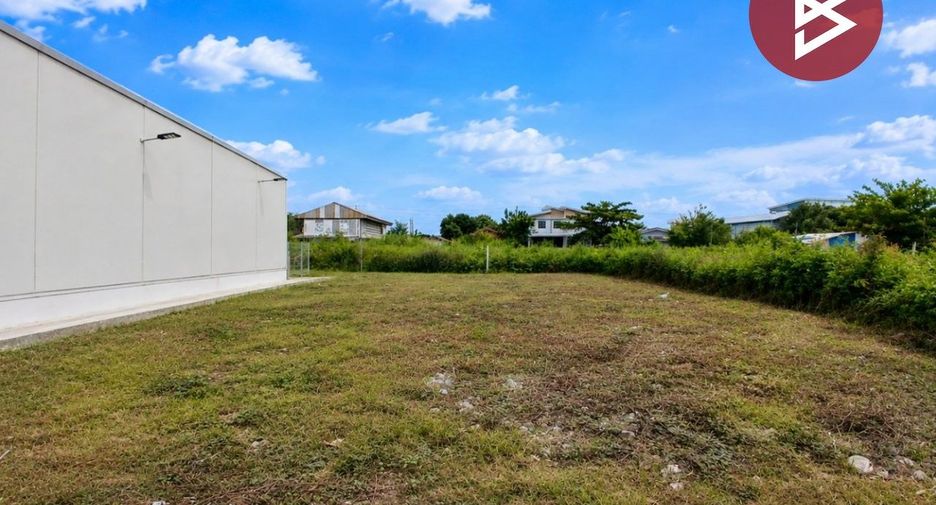 Terreno en alquiler y en venta en Mueang Samut Prakan, Samut Prakan