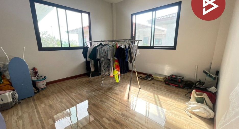 For sale 3 bedrooms house in Pluak Daeng, Rayong