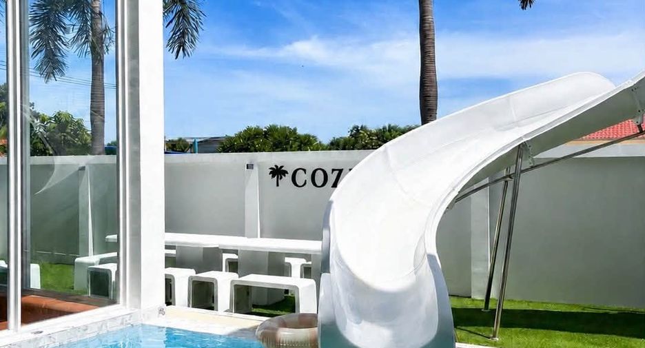 For rent and for sale 4 bedrooms villa in Bang Lamung, Chonburi