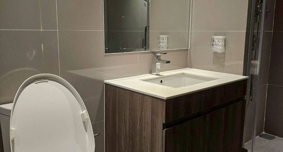 Condo en alquiler de 2 habitaciones en Watthana, Bangkok