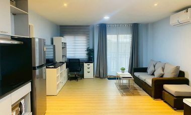 For rent 1 bed condo in Pathum Wan, Bangkok
