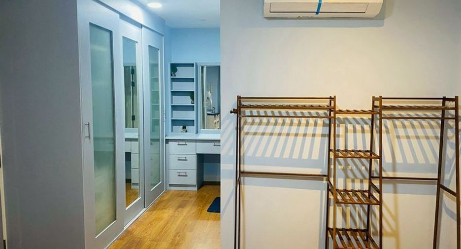 For rent 1 bed condo in Pathum Wan, Bangkok