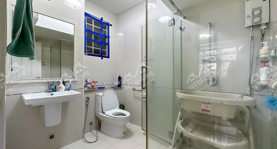 For sale 3 ベッドルーム townhouse in Bang Kruai, Nonthaburi