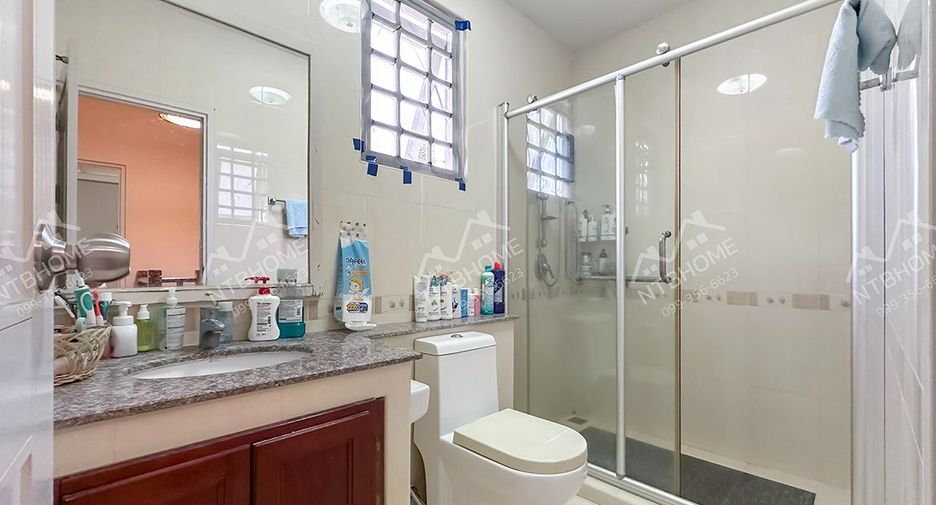 For sale 3 ベッドルーム townhouse in Bang Kruai, Nonthaburi