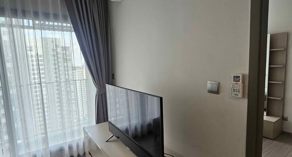 Wohnung zur Miete mit 1 Zimmer in Huai Khwang, Bangkok
