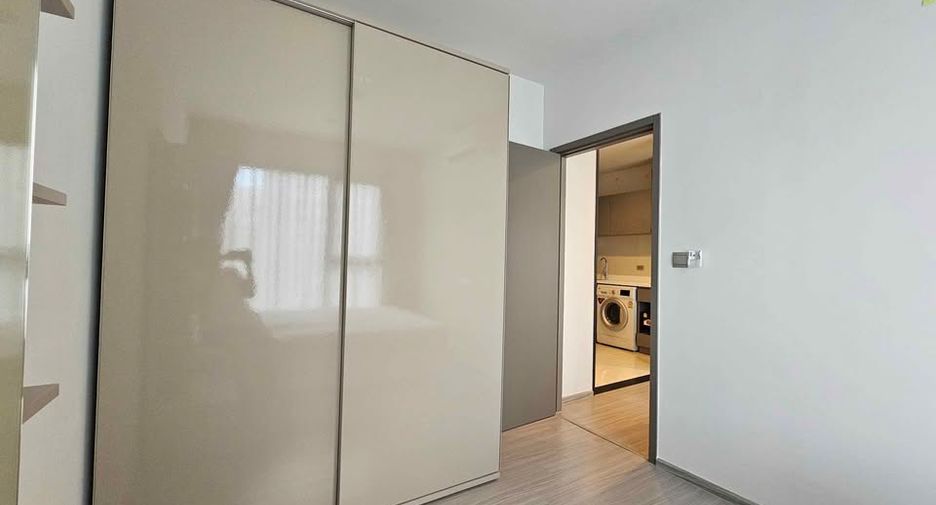 Wohnung zur Miete mit 1 Zimmer in Huai Khwang, Bangkok