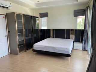 For rent 3 bedrooms villa in Bang Lamung, Chonburi