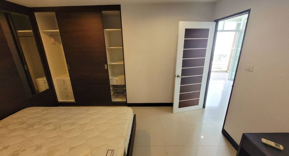 Wohnung zur Miete mit 2 Zimmer in Phra Khanong, Bangkok