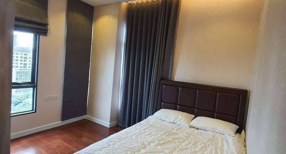 For rent そして for sale 2 ベッドルーム condo in Phra Khanong, Bangkok