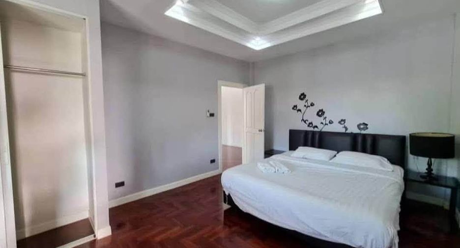 For rent and for sale 5 bedrooms house in Bang Lamung, Chonburi