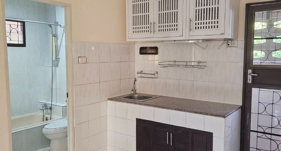 For rent 2 bedrooms house in Bang Lamung, Chonburi