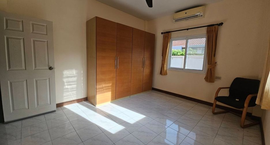 For rent 2 bedrooms house in Bang Lamung, Chonburi