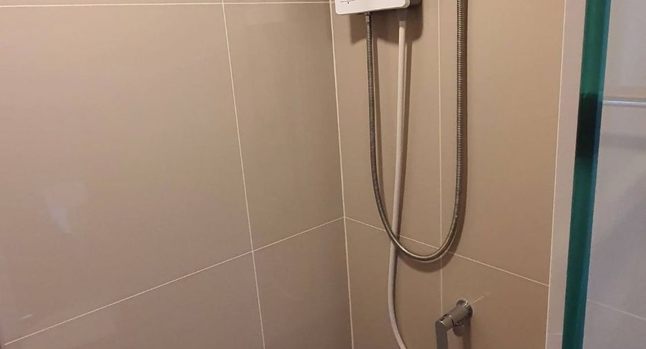 Wohnung zur Miete mit 1 Zimmer in Huai Khwang, Bangkok