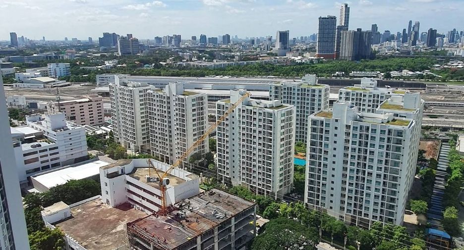 Wohnung zur Miete mit 1 Zimmer in Huai Khwang, Bangkok