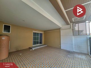 For sale 3 bedrooms townhouse in Mueang Samut Sakhon, Samut Sakhon