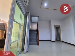 For sale 3 bedrooms townhouse in Mueang Samut Sakhon, Samut Sakhon