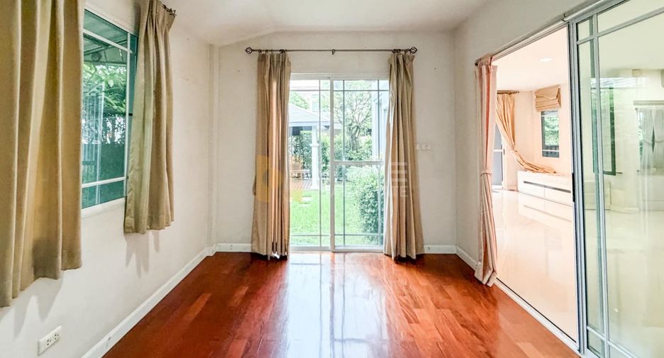 Haus zum Kauf mit 4 Zimmer in Thawi Watthana, Bangkok