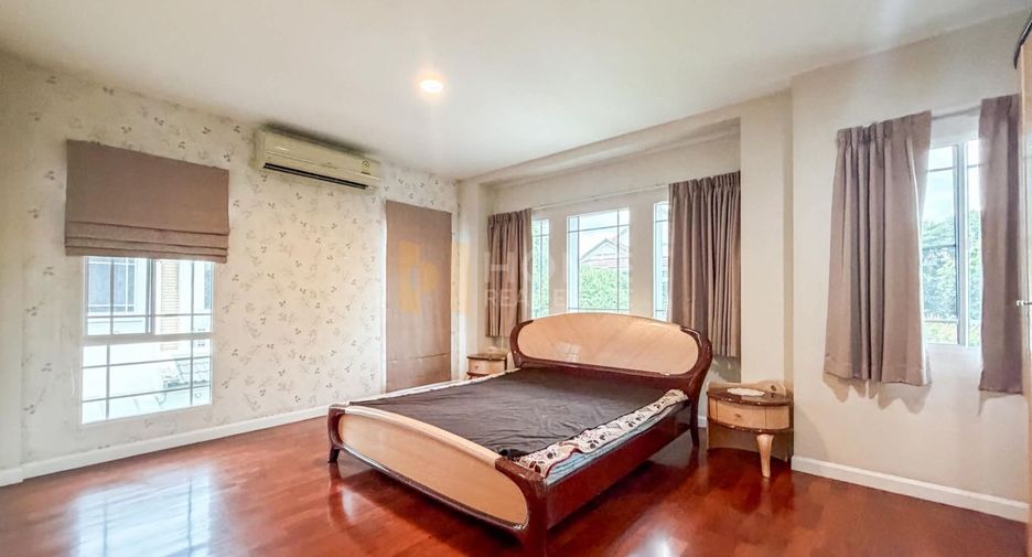 Haus zum Kauf mit 4 Zimmer in Thawi Watthana, Bangkok