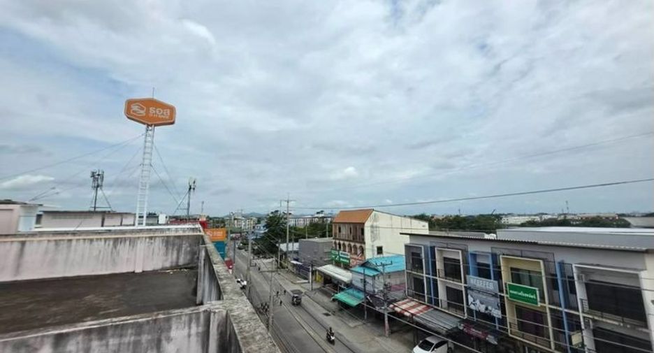 Local comercial en venta de 1 habitaciones en Si Racha, Chonburi