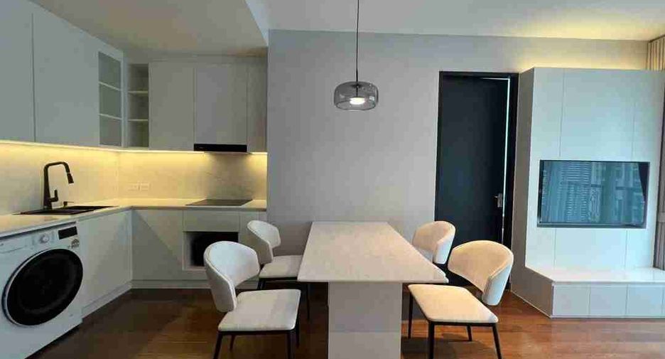 À louer 2 chambres condo à Pathum Wan, Bangkok