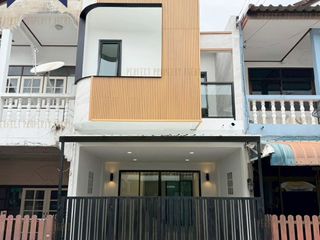 For sale 2 bedrooms townhouse in Don Mueang, Bangkok