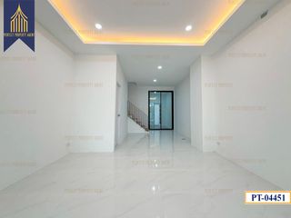 For sale 2 bedrooms townhouse in Don Mueang, Bangkok