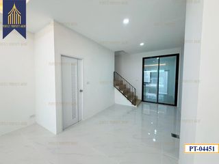 For sale 2 bedrooms townhouse in Don Mueang, Bangkok