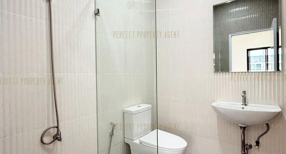 For sale 2 bedrooms townhouse in Don Mueang, Bangkok