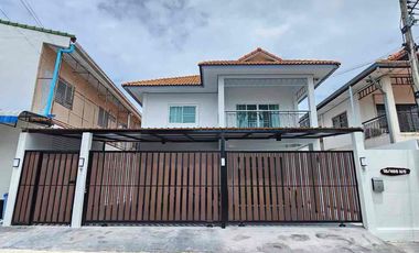 出售 4 卧室 独立屋 在 Bang Lamung, Chon Buri