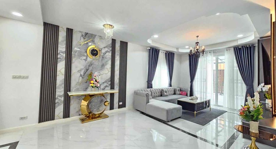 出售 4 卧室 独立屋 在 Bang Lamung, Chon Buri