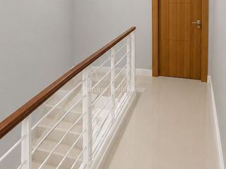 For sale 2 ベッドルーム townhouse in Bang Lamung, Chonburi