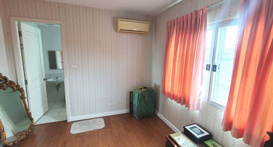 Reihenhaus zum Kauf mit 3 Zimmer in Lak Si, Bangkok