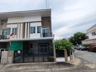 Reihenhaus zum Kauf mit 3 Zimmer in Sai Mai, Bangkok