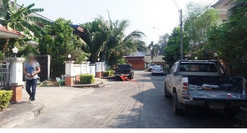 Casa en venta de 3 habitaciones en Nong Khaem, Bangkok