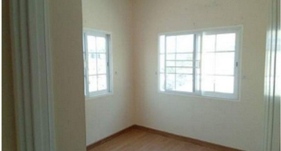 Reihenhaus zum Kauf mit 2 Zimmer in Mueang Samut Prakan, Samut Prakan