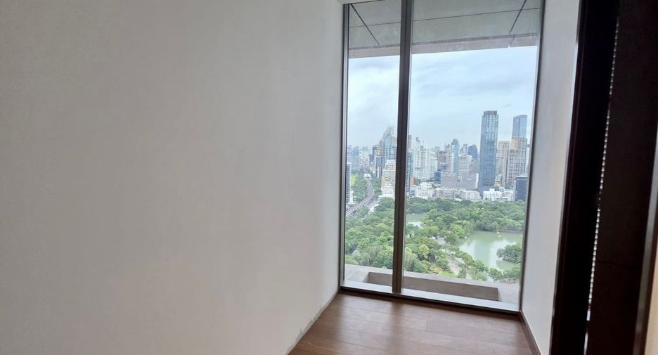 Wohnung zum Kauf mit 3 Zimmer in Bang Rak, Bangkok