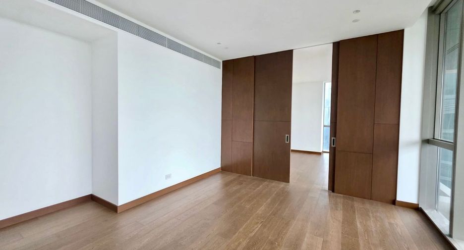 Wohnung zum Kauf mit 3 Zimmer in Bang Rak, Bangkok