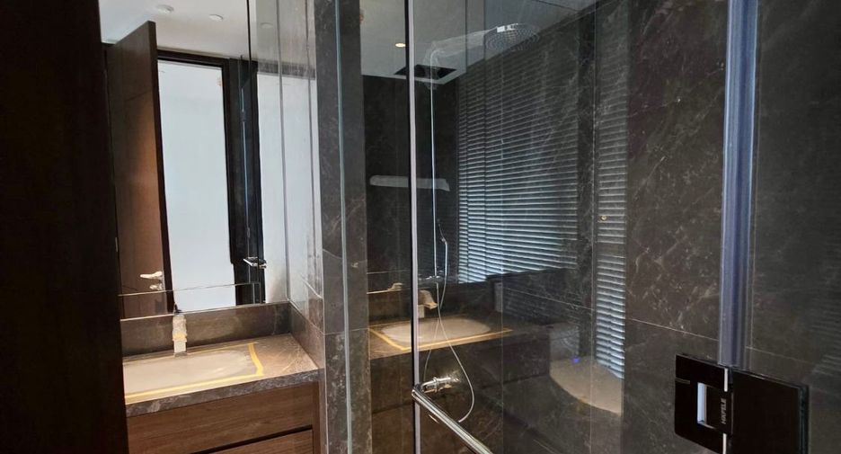 Wohnung zum Kauf mit 3 Zimmer in Bang Rak, Bangkok