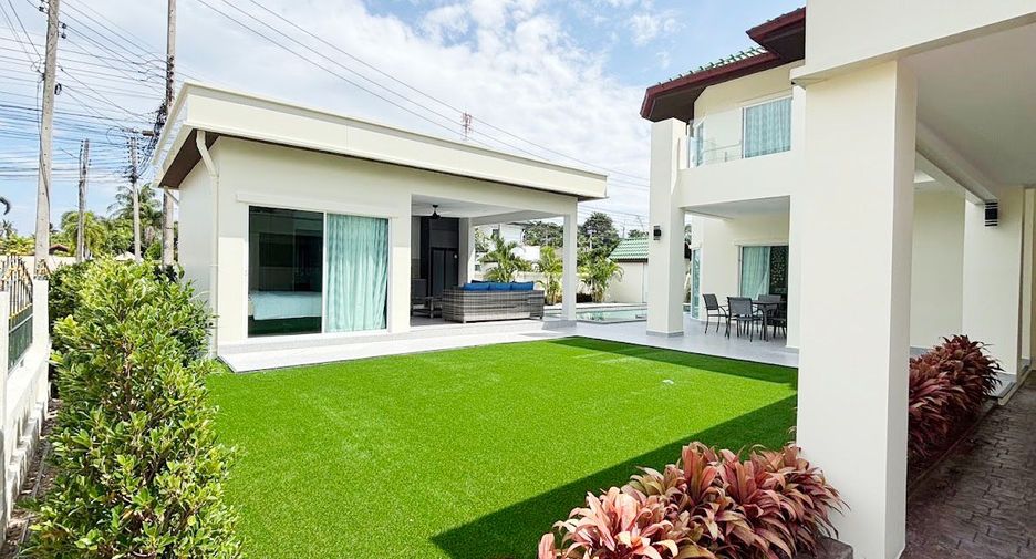 For rent 5 bedrooms villa in Bang Lamung, Chonburi