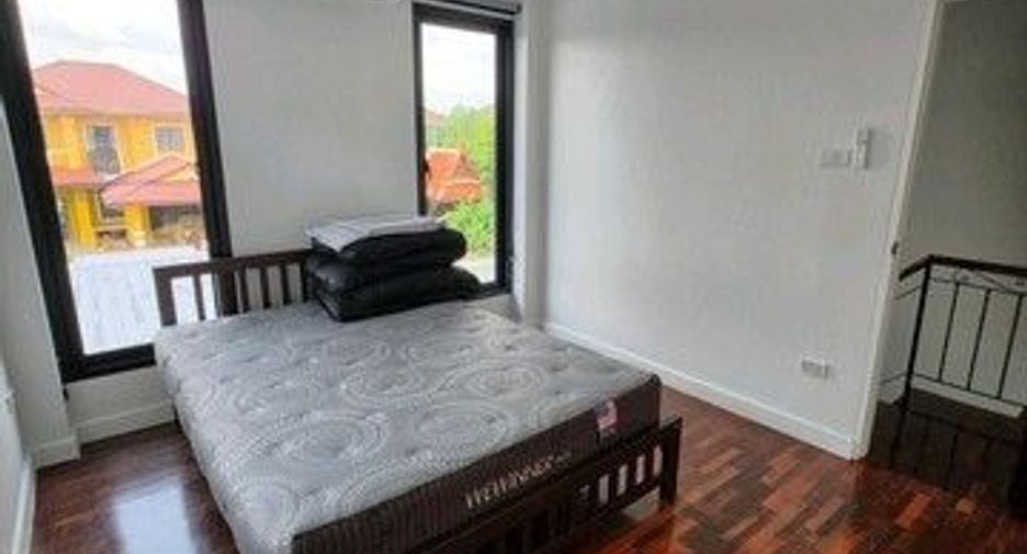 出租 3 卧室 独立屋 在 Thanyaburi, Pathum Thani
