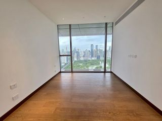 Wohnung zum Kauf mit 3 Zimmer in Bang Rak, Bangkok