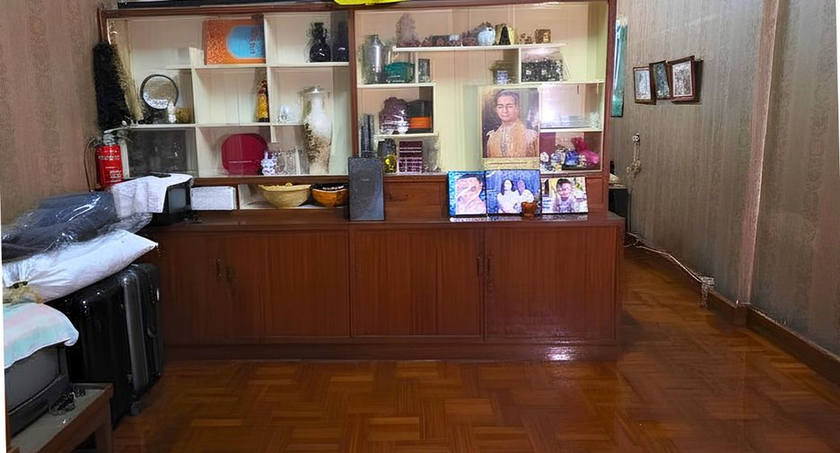 Local comercial en venta de 5 habitaciones en Samphanthawong, Bangkok
