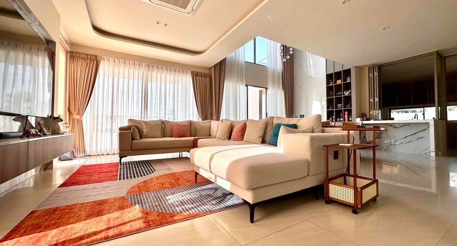 Casa en venta de 4 habitaciones en Bang Lamung, Chonburi