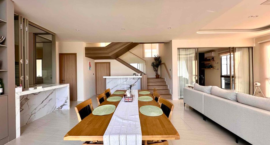 Casa en venta de 4 habitaciones en Bang Lamung, Chonburi