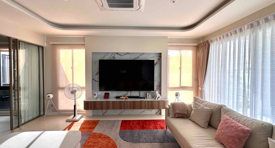 Casa en venta de 4 habitaciones en Bang Lamung, Chonburi