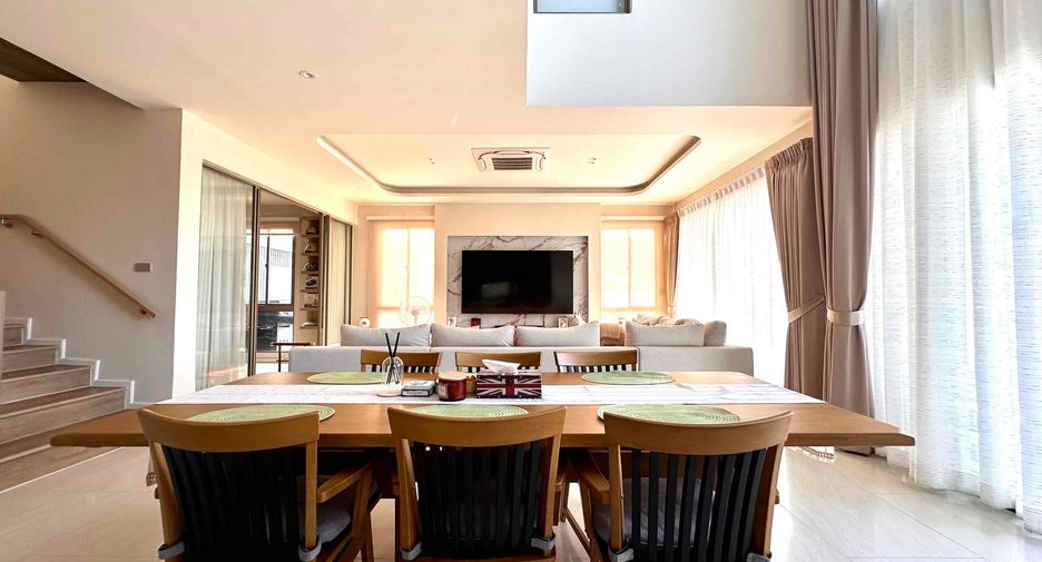 Casa en venta de 4 habitaciones en Bang Lamung, Chonburi