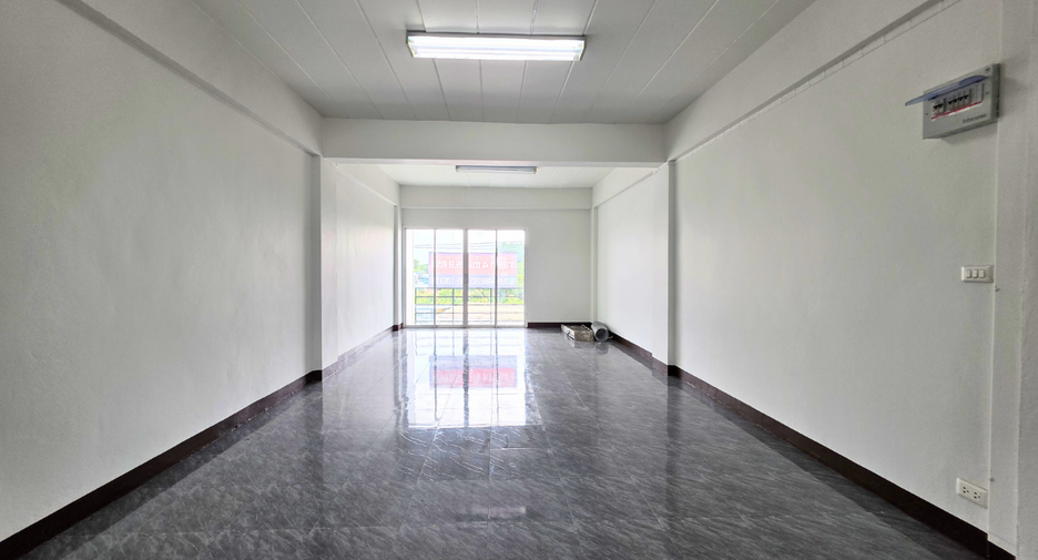 出售 4 卧室 商业空间 在 Bang Bua Thong, Nonthaburi