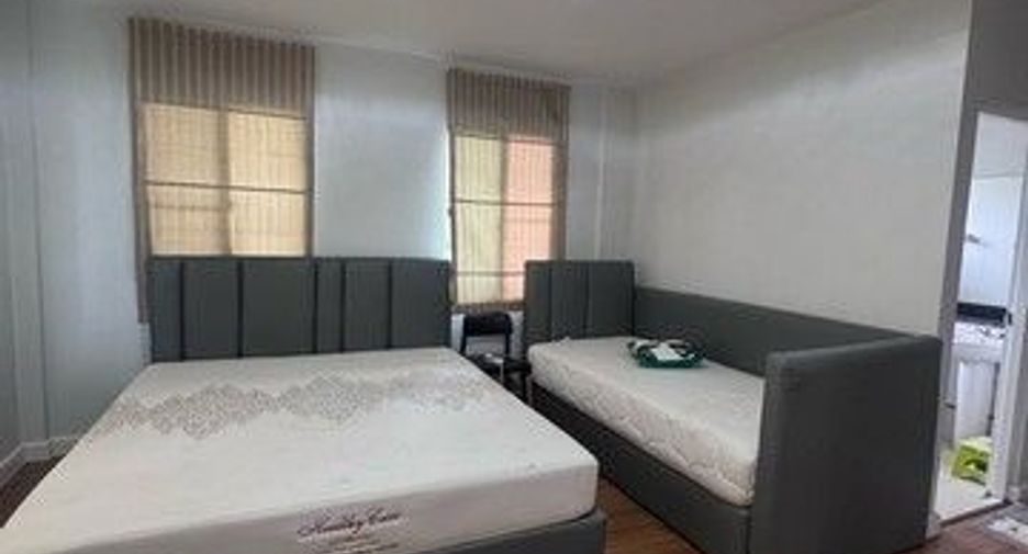 À louer 3 chambres maison à Bang Bua Thong, Nonthaburi