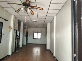 For sale 3 bedrooms townhouse in Bang Len, Nakhon Pathom